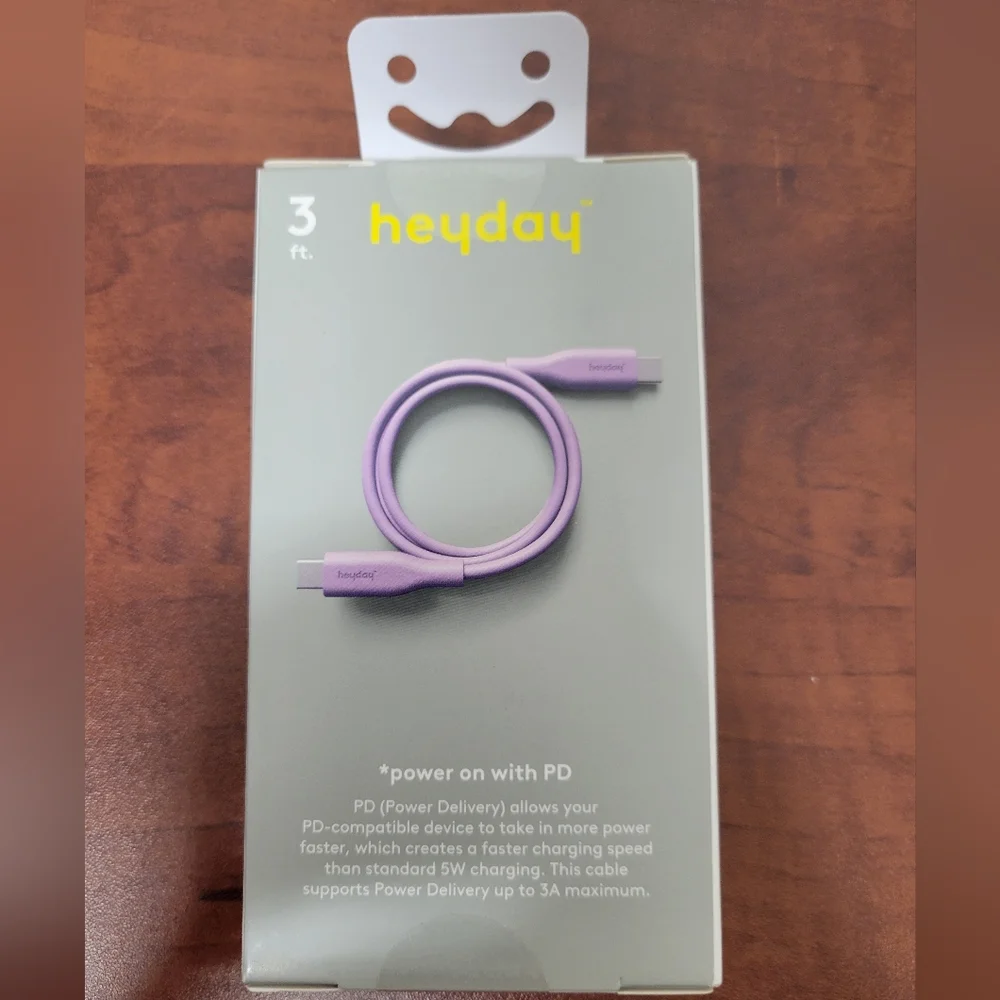 Heyday Lavender USB-C to USB-C Cable 3 Ft Nwt